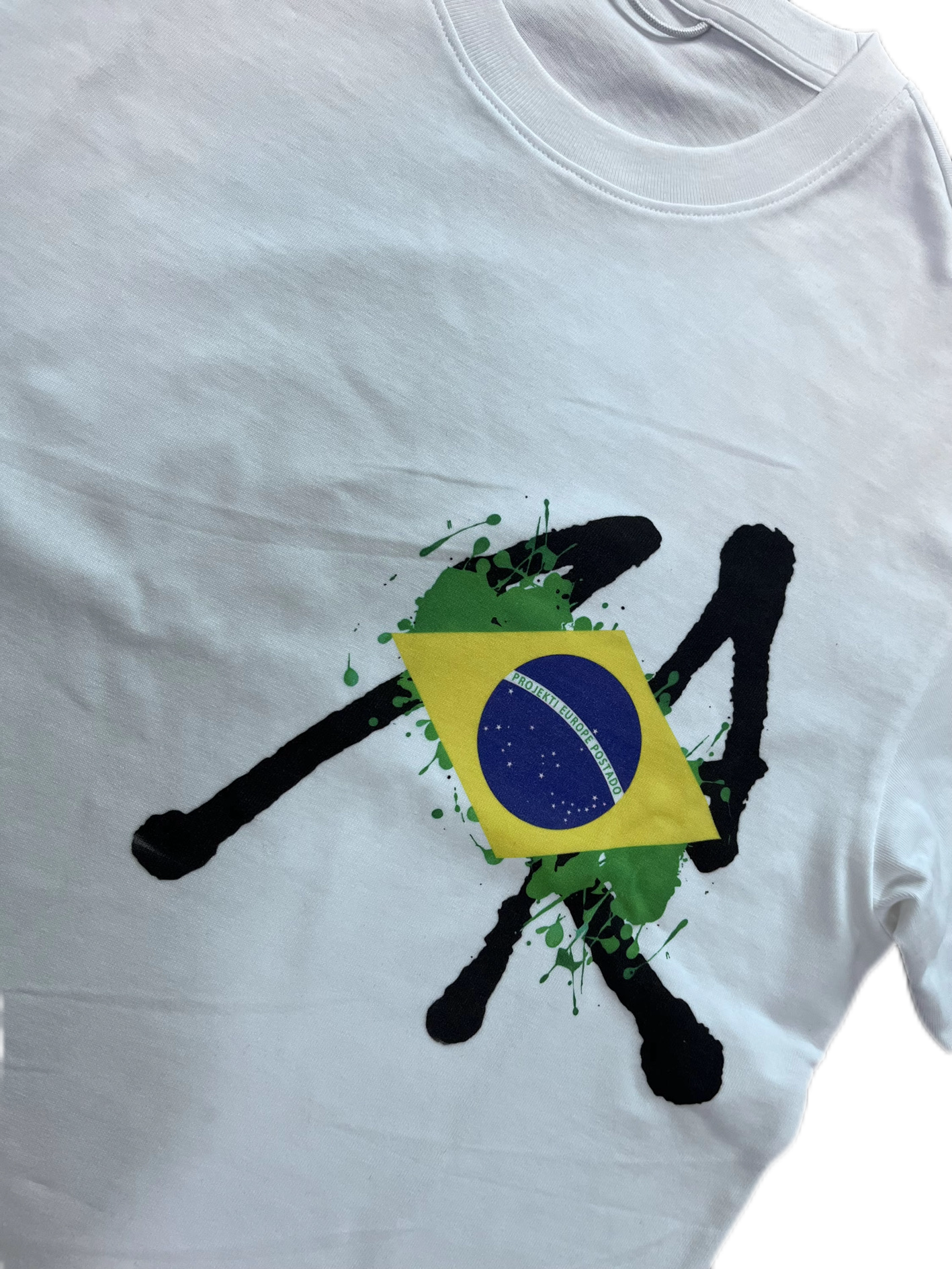 Postado Aqui Tee